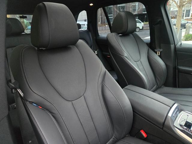 Ｘ５ ｘＤｒｉｖｅ　３５ｄ　認定中古車　サンルーフ　７人乗り　前後シートヒーター　保温保冷カップホルダ　アクティブクルーズコントロール　ヘッドアップディスプレイ　アンビエントライト　レザーシート　地デジ　トップビューカメラ（45枚目）
