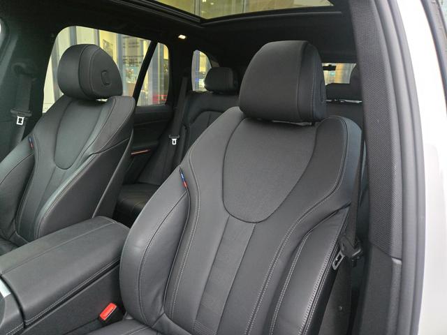 Ｘ５ ｘＤｒｉｖｅ　３５ｄ　認定中古車　サンルーフ　７人乗り　前後シートヒーター　保温保冷カップホルダ　アクティブクルーズコントロール　ヘッドアップディスプレイ　アンビエントライト　レザーシート　地デジ　トップビューカメラ（48枚目）