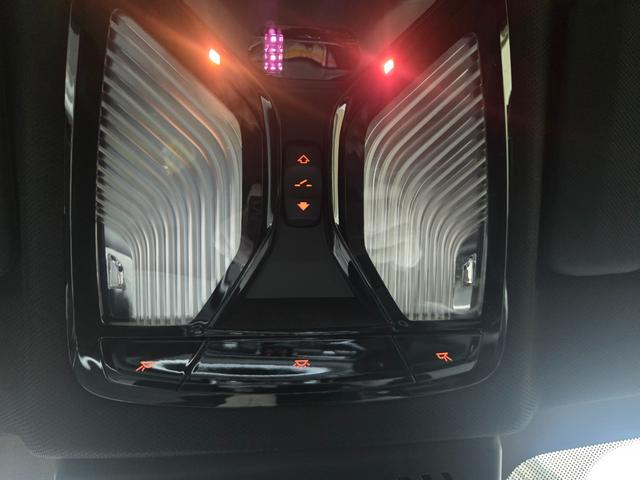 Ｘ５ ｘＤｒｉｖｅ　３５ｄ　認定中古車　サンルーフ　７人乗り　前後シートヒーター　保温保冷カップホルダ　アクティブクルーズコントロール　ヘッドアップディスプレイ　アンビエントライト　レザーシート　地デジ　トップビューカメラ（56枚目）