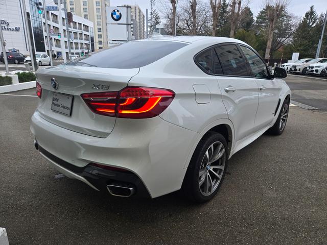 Ｘ６ ｘＤｒｉｖｅ　３５ｉ　Ｍスポーツ　認定中古車　サンルーフ　地デジ　レザーシート　電動シート（運転席メモリ機能付き）　前後シートヒーター　オートライト　オートワイパー　オートホールド　リアビューカメラ　ヘッドアップディスプレイ（19枚目）