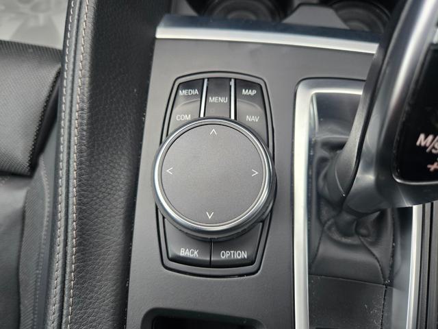 Ｘ６ ｘＤｒｉｖｅ　３５ｉ　Ｍスポーツ　認定中古車　サンルーフ　地デジ　レザーシート　電動シート（運転席メモリ機能付き）　前後シートヒーター　オートライト　オートワイパー　オートホールド　リアビューカメラ　ヘッドアップディスプレイ（30枚目）