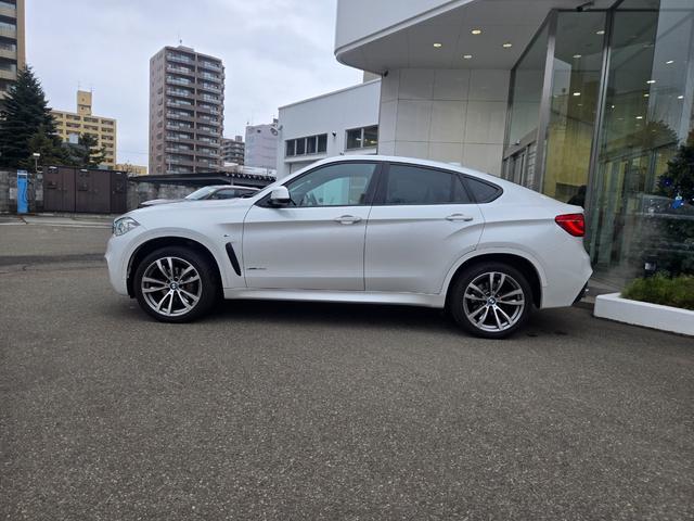 Ｘ６ ｘＤｒｉｖｅ　３５ｉ　Ｍスポーツ　認定中古車　サンルーフ　地デジ　レザーシート　電動シート（運転席メモリ機能付き）　前後シートヒーター　オートライト　オートワイパー　オートホールド　リアビューカメラ　ヘッドアップディスプレイ（52枚目）