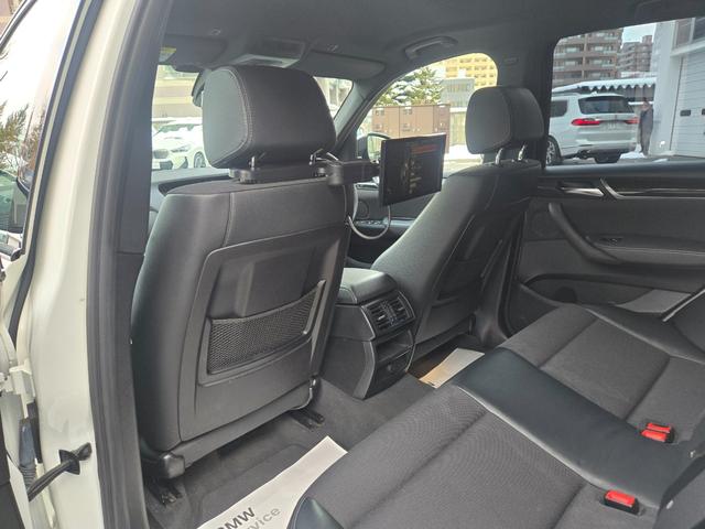 �P�O�O���ړ_���Ə������i�����F�_���E�����́A�h�C�c�{�ЂƓ��l�̋���E�P�����󂯂���僁�J�j�b�N���A�P�O�O���ڂɂ��y�ԉӏ���O��I�Ɍ������`�F�b�N�B