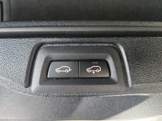 Ｘ７ Ｍ６０ｉ　ｘＤｒｉｖｅ　認定中古車　７人乗り　サンルーフ　ソフトクローズドア　保温保冷カップホルダ　マッサージシート　ヘッドアップディスプレイ　地デジ　オートホールド　トップビューカメラ　アンビエントライト（17枚目）