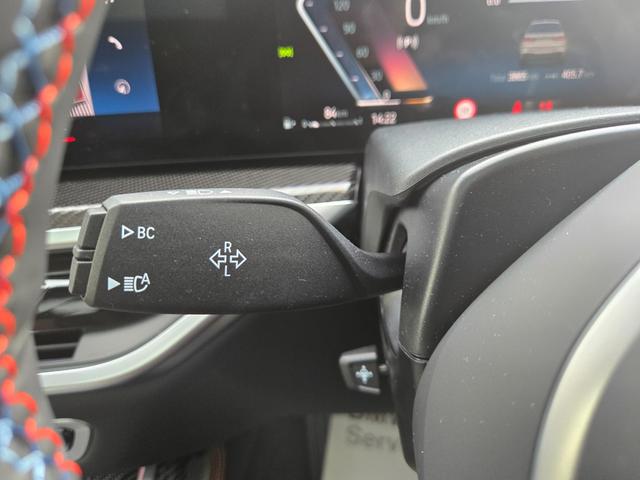 Ｘ７ Ｍ６０ｉ　ｘＤｒｉｖｅ　認定中古車　７人乗り　サンルーフ　ソフトクローズドア　保温保冷カップホルダ　マッサージシート　ヘッドアップディスプレイ　地デジ　オートホールド　トップビューカメラ　アンビエントライト（30枚目）