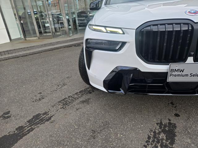 Ｘ７ Ｍ６０ｉ　ｘＤｒｉｖｅ　認定中古車　７人乗り　サンルーフ　ソフトクローズドア　保温保冷カップホルダ　マッサージシート　ヘッドアップディスプレイ　地デジ　オートホールド　トップビューカメラ　アンビエントライト（59枚目）