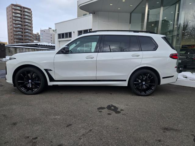 Ｘ７ Ｍ６０ｉ　ｘＤｒｉｖｅ　認定中古車　７人乗り　サンルーフ　ソフトクローズドア　保温保冷カップホルダ　マッサージシート　ヘッドアップディスプレイ　地デジ　オートホールド　トップビューカメラ　アンビエントライト（65枚目）