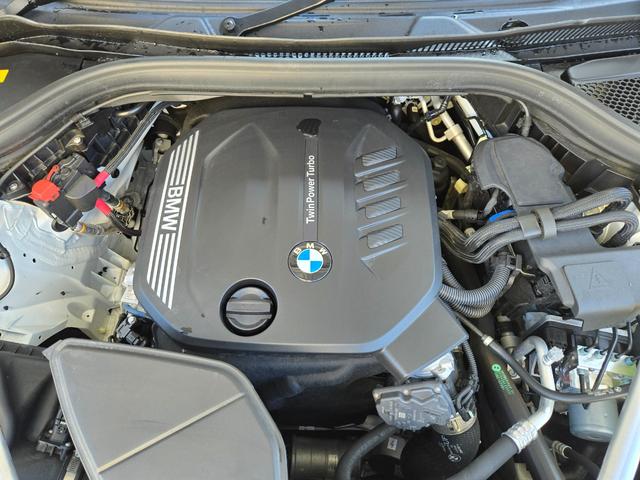 �P�O�O���ړ_���Ə������i�����F�_���E�����́A�h�C�c�{�ЂƓ��l�̋���E�P�����󂯂���僁�J�j�b�N���A�P�O�O���ڂɂ��y�ԉӏ���O��I�Ɍ������`�F�b�N�B