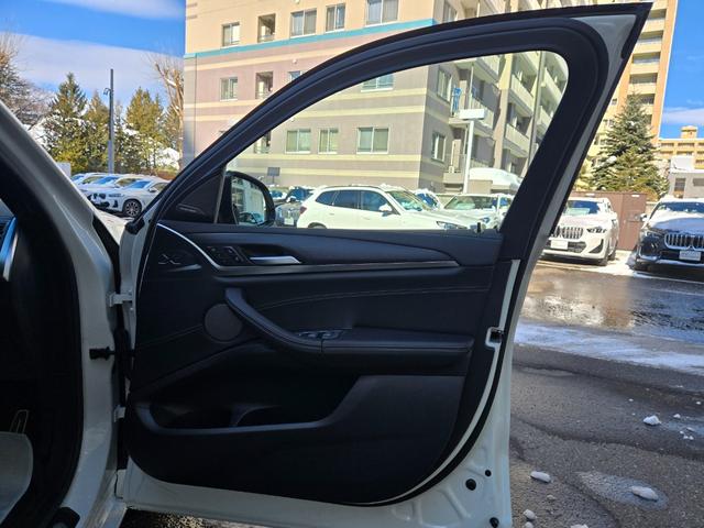 �������Ƃ����W����łP�V���[�Y����V�V���[�Y�܂ŕ��L���o���G�[�V�����̒����炨�I�ђ����܂��B�P�O�O���~�`�Q�O�O���~��̃��[�Y�i�u���ȃ��f�������p�ӁB