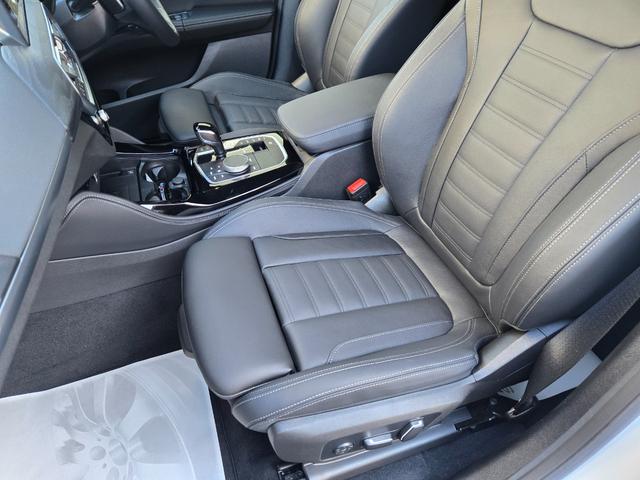 �������Ƃ����W����łP�V���[�Y����V�V���[�Y�܂ŕ��L���o���G�[�V�����̒����炨�I�ђ����܂��B�P�O�O���~�`�Q�O�O���~��̃��[�Y�i�u���ȃ��f�������p�ӁB