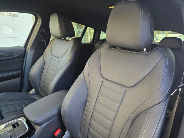 �w�a�l�v�@�o�������������@�r�����������������@�D�y�x�̍݌Ɏԗ����������������A���ɂ��肪�Ƃ��������܂���a�l�v�́w�F�蒆�Îԁx�͂��C�����������B�펞��R�O��̐������ꂽ�a�l�v����葵���Ă���܂��B