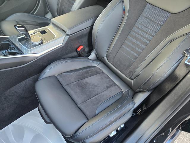 ３シリーズ ３２０ｄｘＤｒｉｖｅツリングＭスポＥＤジョイ＋ハイＰ　認定中古車　電動テールゲート　シートヒーター　アクティブクルーズコントロール　ＨＤＤナビ　トップビューカメラ　アンビエントライト　オートホールド　コンフォートアクセス（4枚目）