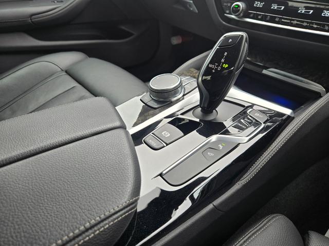 ���d�b�ȊO�Ƀ��[���ł̂��₢���킹�ɂ��Ή������Ē����܂��B�{�̉��i�E�́y�݌Ɋm�F�E���ς���˗��i�����j�z���炨�₢���킹�������B