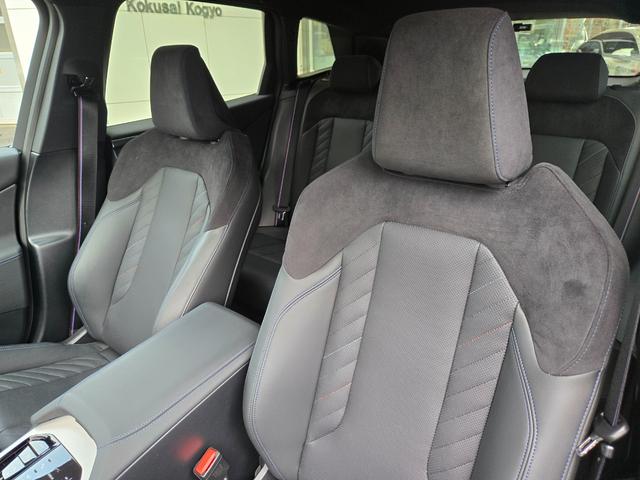 Ｘ３ Ｍ５０　ｘＤｒｉｖｅ　認定中古車　ＨａｒｍａｎＫａｒｄｏｎサラウンド　前後シートヒーター　カーブドディスプレイ　トップビューカメラ　ステアリングヒーター　ヘッドアップディスプレイ　地デジ　ＥＴＣ内蔵ルームミラー　電動シート（32枚目）