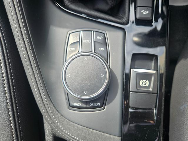 �w�a�l�v�@�o�������������@�r�����������������@�D�y�x�̍݌Ɏԗ����������������A���ɂ��肪�Ƃ��������܂���a�l�v�́w�F�蒆�Îԁx�͂��C�����������B�펞��R�O��̐������ꂽ�a�l�v����葵���Ă���܂��B