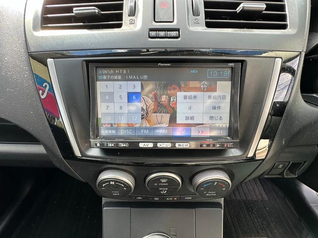 プレマシー ２０Ｓ　４ＷＤ　両側パワースライドドア　ナビ　地デジ　Ｂｌｕｅｔｏｏｔｈ　インテリジェントキー　純正アルミホイール夏（13枚目）