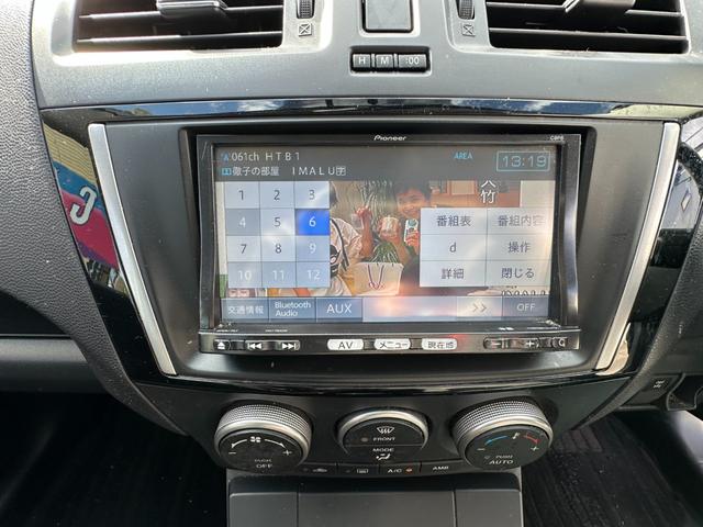 プレマシー ２０Ｓ　４ＷＤ　両側パワースライドドア　ナビ　地デジ　Ｂｌｕｅｔｏｏｔｈ　インテリジェントキー　純正アルミホイール夏（14枚目）