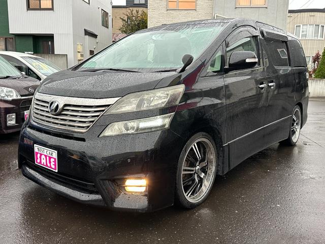 ヴェルファイア ２．４Ｚ　４ＷＤＨＤＤナビ　Ｂｌｕｅｔｏｏｔｈ　地デジ　両側パワースライドドア　フリップダウンモンター　プッシュスタート　横滑り防止装置　コーナーセンサー　ＥＴＣ　　社外アルミホイール夏　バックモニター（3枚目）