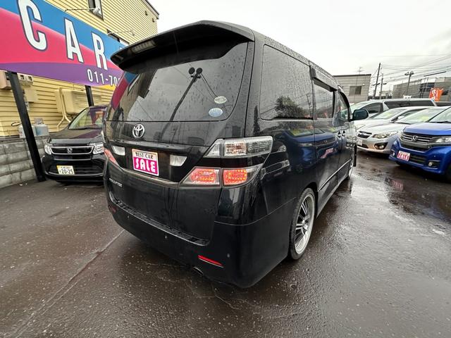 ヴェルファイア ２．４Ｚ　４ＷＤＨＤＤナビ　Ｂｌｕｅｔｏｏｔｈ　地デジ　両側パワースライドドア　フリップダウンモンター　プッシュスタート　横滑り防止装置　コーナーセンサー　ＥＴＣ　　社外アルミホイール夏　バックモニター（7枚目）