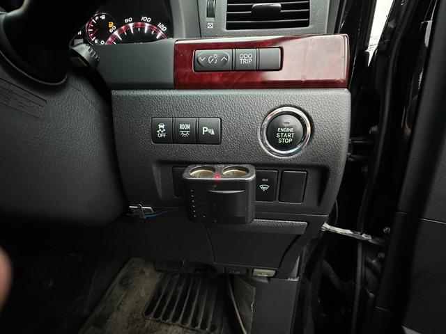 ヴェルファイア ２．４Ｚ　４ＷＤＨＤＤナビ　Ｂｌｕｅｔｏｏｔｈ　地デジ　両側パワースライドドア　フリップダウンモンター　プッシュスタート　横滑り防止装置　コーナーセンサー　ＥＴＣ　　社外アルミホイール夏　バックモニター（12枚目）