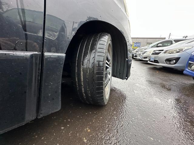 ヴェルファイア ２．４Ｚ　４ＷＤＨＤＤナビ　Ｂｌｕｅｔｏｏｔｈ　地デジ　両側パワースライドドア　フリップダウンモンター　プッシュスタート　横滑り防止装置　コーナーセンサー　ＥＴＣ　　社外アルミホイール夏　バックモニター（28枚目）