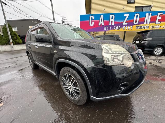 エクストレイル ２０Ｘ　４ＷＤ　社外ディスプレイオーディオ　前後シートヒーター　４ＷＤ切り替スイッチ　　横滑り防止装置　ＥＴＣ　ヒルディセントコントロール　社外アルミホイール夏（9枚目）