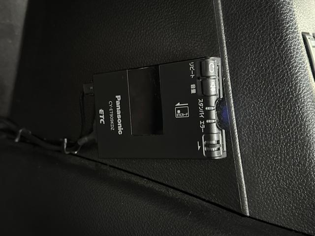 エクストレイル ２０Ｘ　４ＷＤ　社外ディスプレイオーディオ　前後シートヒーター　４ＷＤ切り替スイッチ　　横滑り防止装置　ＥＴＣ　ヒルディセントコントロール　社外アルミホイール夏（12枚目）