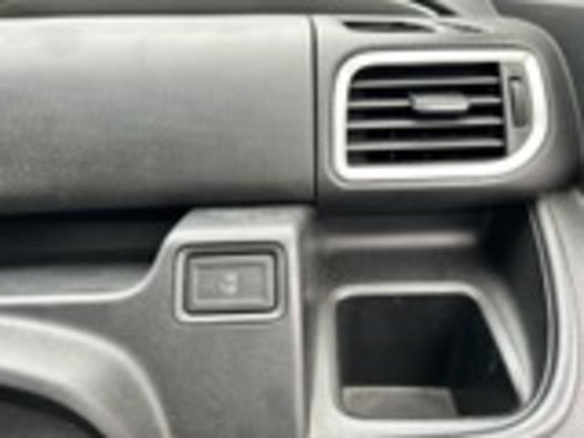 ソリオ G 4WD パワースライドドア シートヒーター スマートキー 衝突安全ボディー 盗難防止システム 衝撃緩和ヘッドレスト(14枚目)