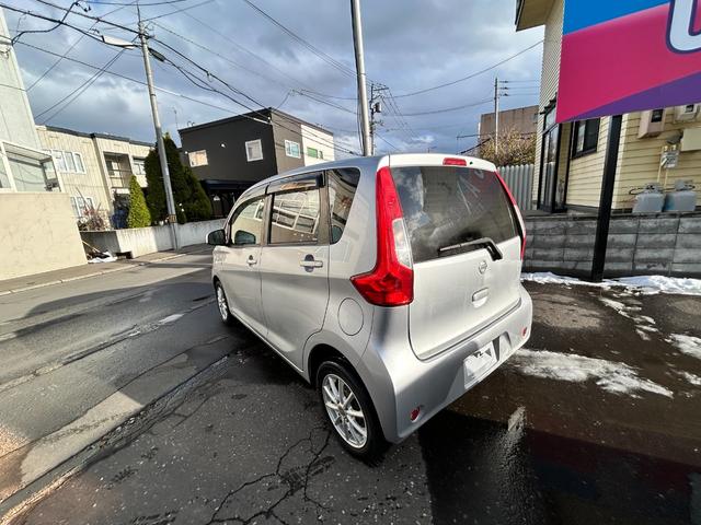 デイズ Ｓ　４ＷＤ　エマージェンシーブレーキ　ＡＢＳ　アイドリングストップシートヒーター　キーレスフォグライト（7枚目）