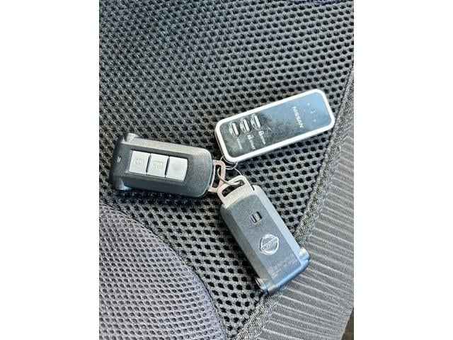 デイズルークス ハイウェイスター X Gパッケージ 4WD エンジンスターター ナビ TVバックモニター シートヒーター衝突安全ボディー(17枚目)