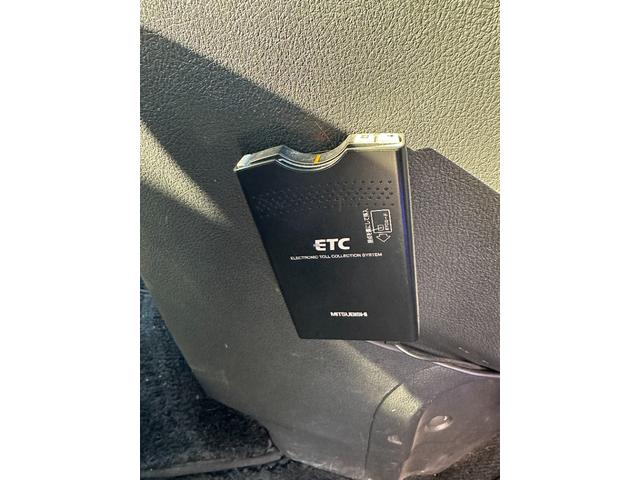 ヴェルファイア 2.4Z プラチナセレクションII タイプゴールド 4WD 両側パワースライドドア Bluetooth ALPINEフリップダウンモニター イクリプスナビ パワーバックドア ETC 社外アルミホイール冬 バックカメラ 横滑り防止装置 コーナセンサー(15枚目)