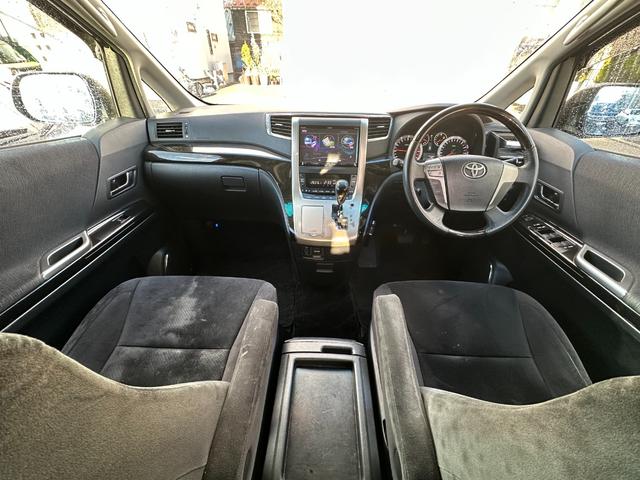 ヴェルファイア 2.4Z プラチナセレクションII タイプゴールド 4WD 両側パワースライドドア Bluetooth ALPINEフリップダウンモニター イクリプスナビ パワーバックドア ETC 社外アルミホイール冬 バックカメラ 横滑り防止装置 コーナセンサー(17枚目)