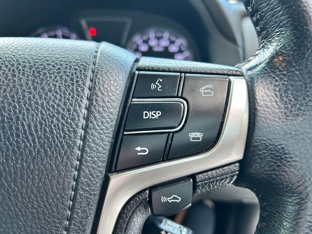 クラウン ロイヤルｉ－Ｆｏｕｒ　ナビバックモニターフルセグＴＶ　エンジンスターター　クルーズコントロール　夏冬タイヤ付き（18枚目）