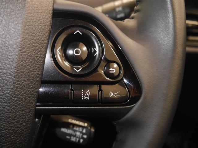 プリウス Ａ　ＰＣＳ　フルセグＴＶ　ＬＥＤランプ　パワーシート　ドライブレコーダー　ＤＶＤ再生可能　４ＷＤ　オートエアコン　ＥＴＣ付　盗難防止システム　ナビ＆ＴＶ　スマートキー　オートクルーズ　寒冷地仕様　ＡＢＳ（17枚目）