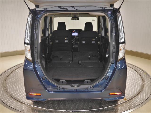 ルーミー カスタムＧ　Ｂモニター　ＬＥＤランプ　ワンセグ　ナビ＆ＴＶ　ワンオーナー　ミュージックプレイヤー接続可　４ＷＤ　アイドリングストップ　ウォークスルー　ＥＳＣ　メモリーナビ　スマートキー　寒冷地　アルミ　エアバッグ（10枚目）