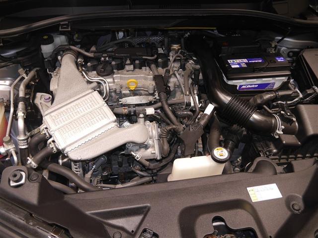 Ｃ－ＨＲ Ｇ－Ｔ　クルーズコントロール　寒冷地　キーレスエントリー　ＡＢＳ　イモビライザー　フルオートエアコン　エアバッグ　アルミ付　ハーフレザーシート　スマートキ－　ワンオーナー車　フルタイム４ＷＤ　横滑り防止（10枚目）