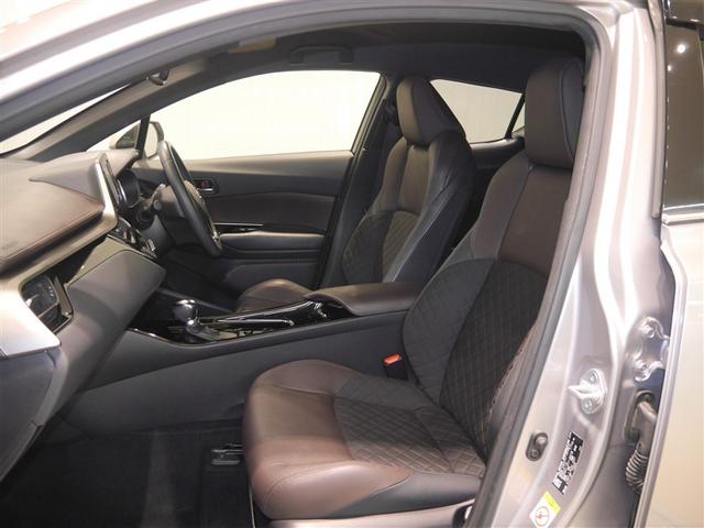 Ｃ－ＨＲ Ｇ－Ｔ　クルーズコントロール　寒冷地　キーレスエントリー　ＡＢＳ　イモビライザー　フルオートエアコン　エアバッグ　アルミ付　ハーフレザーシート　スマートキ－　ワンオーナー車　フルタイム４ＷＤ　横滑り防止（11枚目）