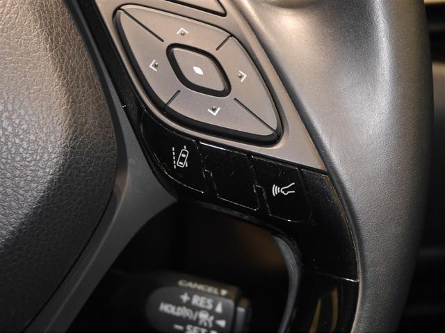 Ｃ－ＨＲ Ｇ－Ｔ　クルーズコントロール　寒冷地　キーレスエントリー　ＡＢＳ　イモビライザー　フルオートエアコン　エアバッグ　アルミ付　ハーフレザーシート　スマートキ－　ワンオーナー車　フルタイム４ＷＤ　横滑り防止（18枚目）