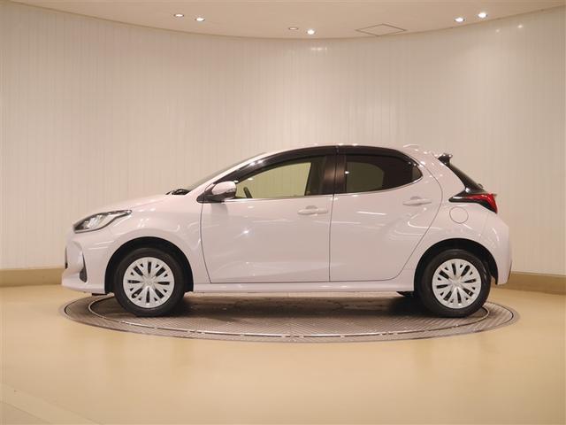 ヤリス ハイブリッドＺ　プリクラッシュセーフティ　地デジ　カーテンエアバッグ　ＬＥＤライト　オートクルーズ　横滑防止装置　寒冷地仕様　ドライブレコーダー　４ＷＤ　メモリーナビ　ＡＣ１００Ｖ　スマートキー　オートエアコン（2枚目）