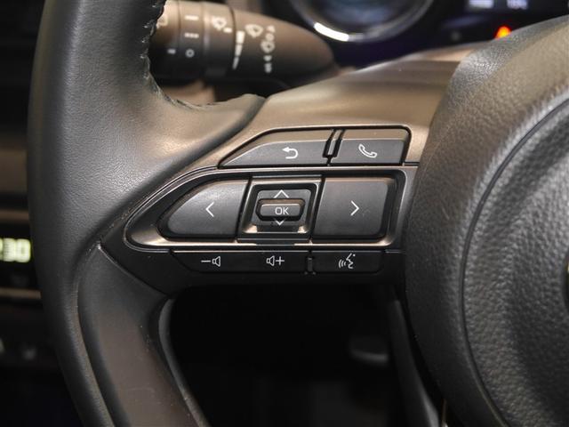 ヤリス ハイブリッドＺ　プリクラッシュセーフティ　地デジ　カーテンエアバッグ　ＬＥＤライト　オートクルーズ　横滑防止装置　寒冷地仕様　ドライブレコーダー　４ＷＤ　メモリーナビ　ＡＣ１００Ｖ　スマートキー　オートエアコン（20枚目）