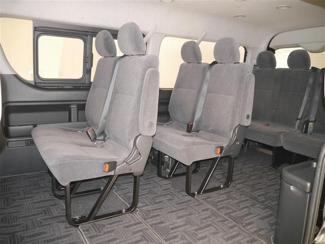 ハイエースワゴン GL PSD WエアB 4WD車 ダブルエアコン キーレスエントリー 100V エアコン ミュージックプレイヤー接続可 横滑り防止 3列シート ナビテレビ ABS ワンオーナー ETC車載器 パワステ AW(8枚目)