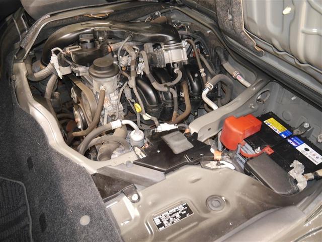 ハイエースワゴン GL PSD WエアB 4WD車 ダブルエアコン キーレスエントリー 100V エアコン ミュージックプレイヤー接続可 横滑り防止 3列シート ナビテレビ ABS ワンオーナー ETC車載器 パワステ AW(11枚目)