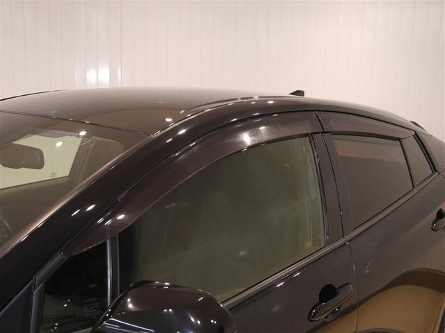 プリウス Sセーフティプラス 横滑り防止装置 エアバッグ ナビTV フルタイム4WD ABS キーレスエントリー オートエアコン クルコン 盗難防止装置 スマ-トキ- 寒冷地仕様 ミュージックプレイヤー接続可 ワンセグ(34枚目)