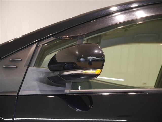 プリウス Sセーフティプラス 横滑り防止装置 エアバッグ ナビTV フルタイム4WD ABS キーレスエントリー オートエアコン クルコン 盗難防止装置 スマ-トキ- 寒冷地仕様 ミュージックプレイヤー接続可 ワンセグ(35枚目)