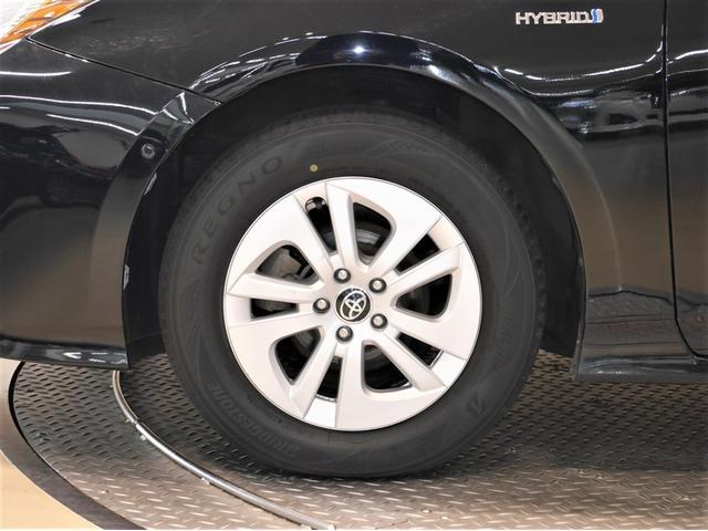 プリウス Sセーフティプラス 横滑り防止装置 エアバッグ ナビTV フルタイム4WD ABS キーレスエントリー オートエアコン クルコン 盗難防止装置 スマ-トキ- 寒冷地仕様 ミュージックプレイヤー接続可 ワンセグ(38枚目)