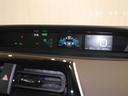 プリウス Ａ　ＰＣＳ　フルセグＴＶ　ＬＥＤランプ　パワーシート　ドライブレコーダー　ＤＶＤ再生可能　４ＷＤ　オートエアコン　ＥＴＣ付　盗難防止システム　ナビ＆ＴＶ　スマートキー　オートクルーズ　寒冷地仕様　ＡＢＳ（7枚目）