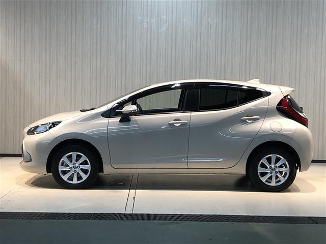 アクア Ｇ　衝突被害軽減装置　ＴＶ　ＡＣ１００　ＬＥＤヘッド　Ｂモニター　オートエアコン　クルーズコントロール　ＡＷ　盗難防止システム　横滑り防止装置　寒冷地仕様　スマートキー　フルセグ　キーレス　４ＷＤ　ＡＢＳ（7枚目）