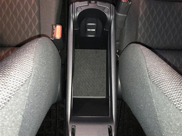 アクア Ｇ　衝突被害軽減装置　ＴＶ　ＡＣ１００　ＬＥＤヘッド　Ｂモニター　オートエアコン　クルーズコントロール　ＡＷ　盗難防止システム　横滑り防止装置　寒冷地仕様　スマートキー　フルセグ　キーレス　４ＷＤ　ＡＢＳ（28枚目）