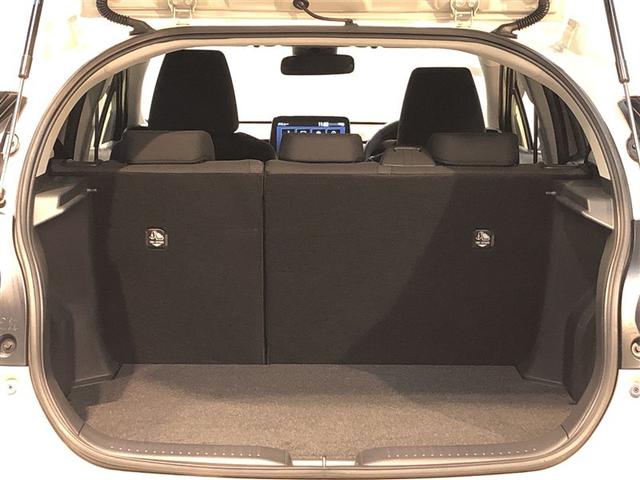 アクア Ｇ　衝突被害軽減装置　ＴＶ　ＡＣ１００　ＬＥＤヘッド　Ｂモニター　オートエアコン　クルーズコントロール　ＡＷ　盗難防止システム　横滑り防止装置　寒冷地仕様　スマートキー　フルセグ　キーレス　４ＷＤ　ＡＢＳ（33枚目）