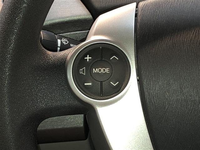 プリウス Ｓ　アイドリングストップ搭載　Ｂモニタ－　ＡＵＸ接続可　インテリキー　デュアルエアバック　エアＢ　イモビライザー　ナビＴＶ　ＡＵＴＯエアコン　横スベリ防止　アルミホイール　ＥＴＣ装備　ＡＢＳ　リモコンキー（16枚目）